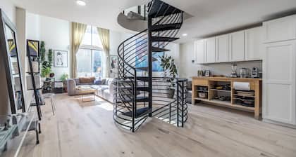 The Cove: City Loft Living - 2B/2.5B