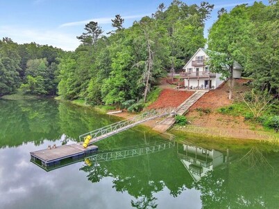 Smith Lake Fishing & Family Retreat - Private Dock, Calm Cove, Fire Pit, & Kayak