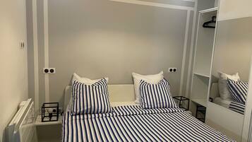 1 bedroom, iron/ironing board, free WiFi, bed sheets