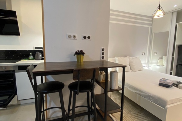 1 camera, ferro/asse da stiro, Wi-Fi gratuito, lenzuola