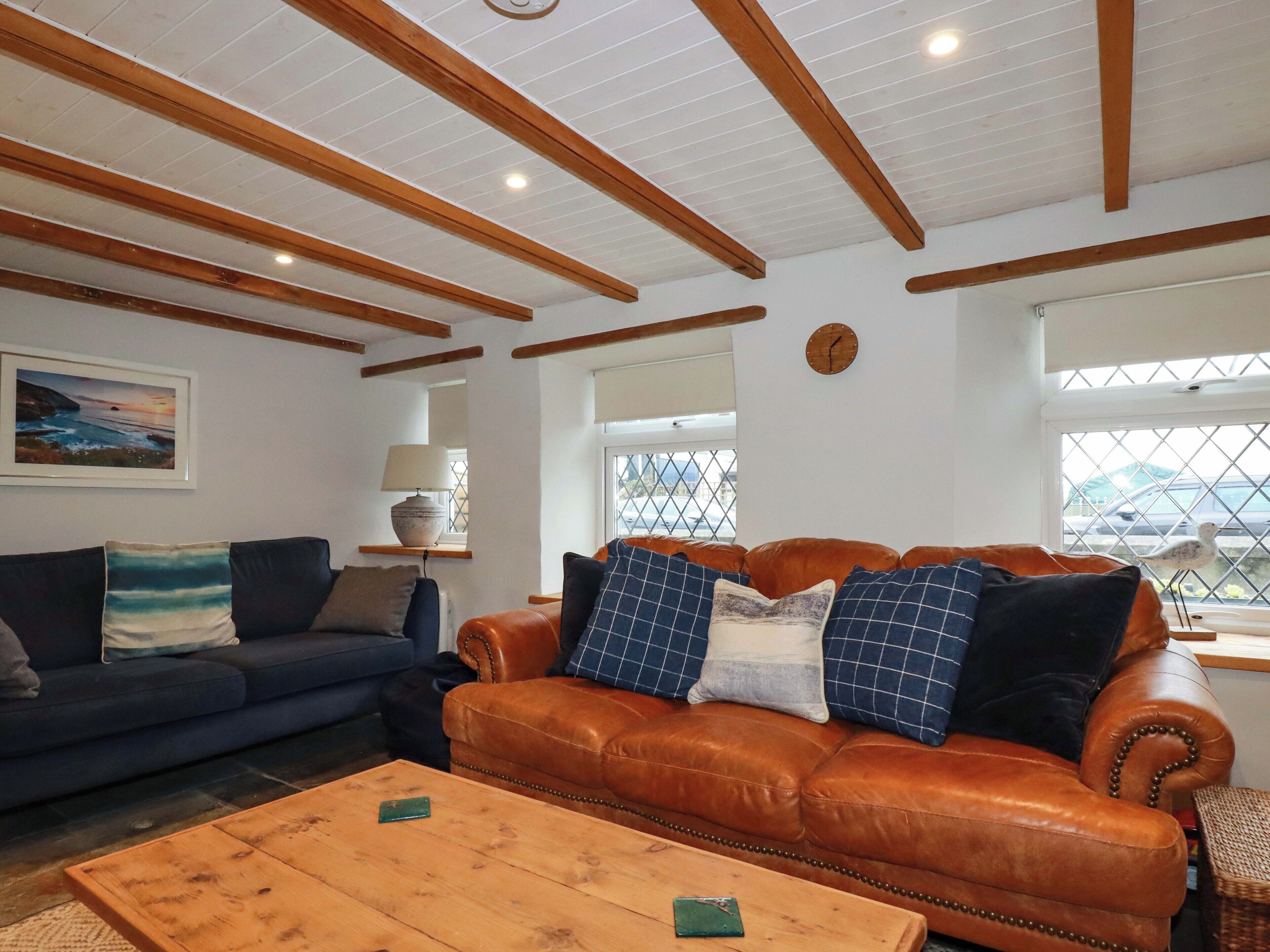Crab Cottage, Pet Friendly, Character Holiday Cottage In Delabole - Boscastle