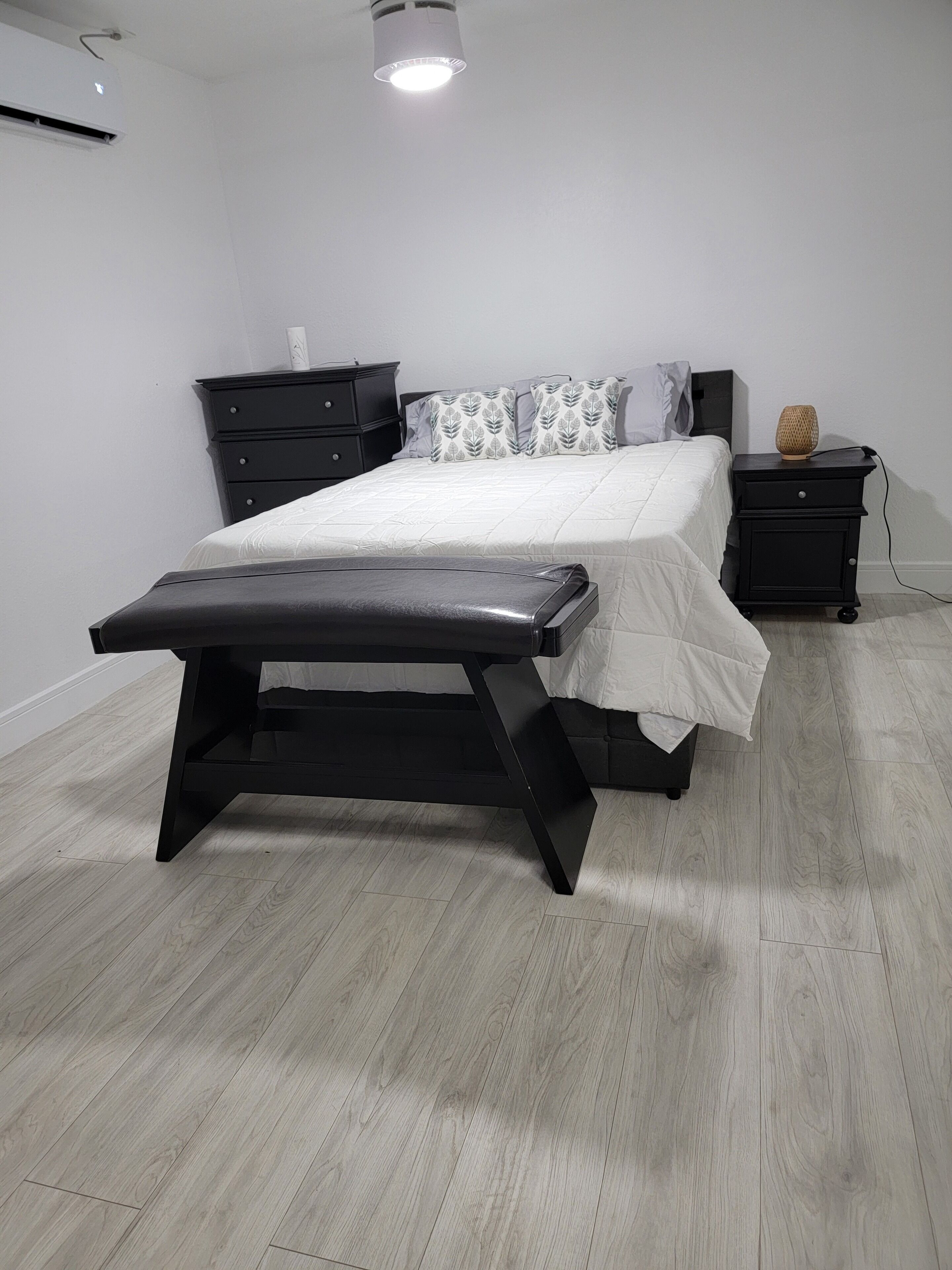 1 多间卧室、WiFi、床单