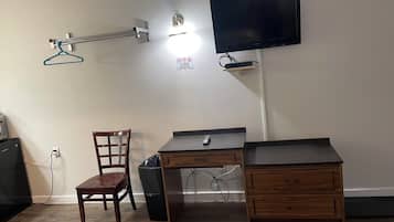 Basic Room | Living area