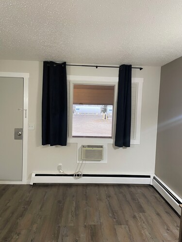 Niton Junction Motel