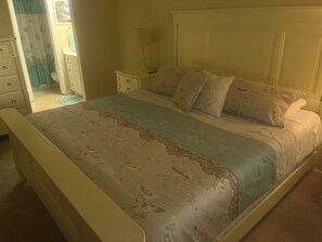 2 chambres, fer et planche Ă repasser, Wi-Fi, draps fournis