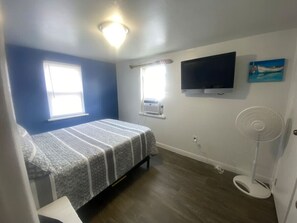 2 多间卧室、熨斗/熨衣板、免费 WiFi、床 单
