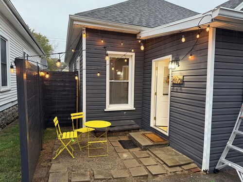 Chic luxury studio, Downtown Danville, Pets OK, Centre College & Bourbon Trail 