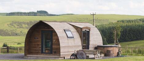 المنشأة من الخارج