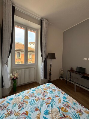 2 bedrooms