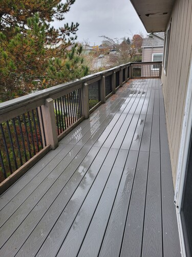Charming 2-bedroom water view house, WiFi in nice Bremerton