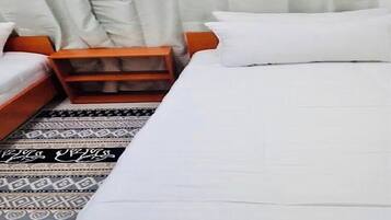 5 chambres, fer et planche Ă  repasser, Wi-Fi, draps fournis