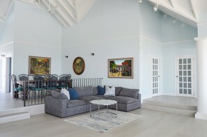 Interior - Rose Villa Tobago

 (Lowlands)