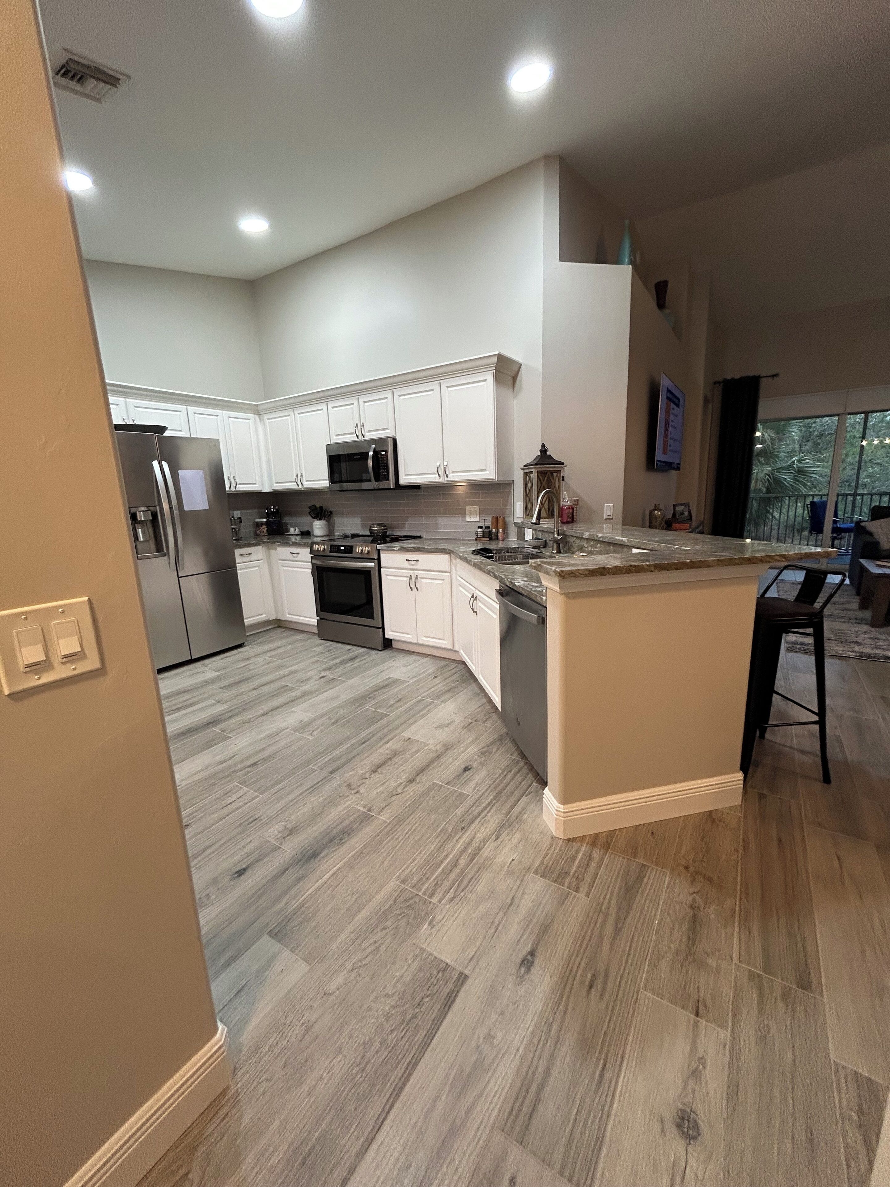Microwave, oven, stovetop, dishwasher