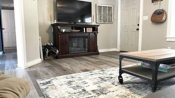 Smart TV, fireplace, music library