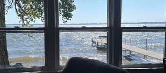 Cozy cabin in Waubay with WiFi, AC. Enjoy a relaxing getaway! Fantastic fishing!