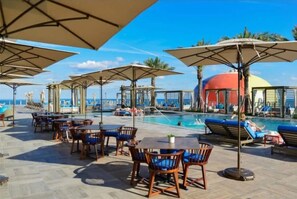 Pool - Ocean View Apt on the Beach 2 Bedroom 2 Bath. (Hollywood)