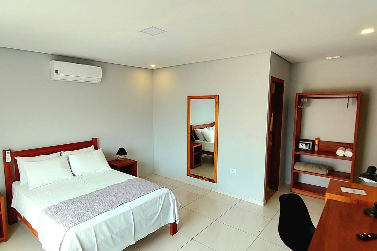 Twin Room | In-room safe, desk, laptop workspace, blackout drapes