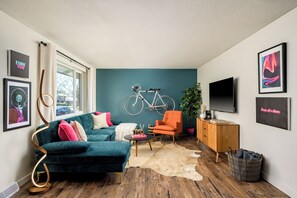 Smart-TV, videospill og stereoanlegg