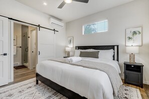 3 chambres, bureau, fer et planche à repasser, Wi-Fi gratuit