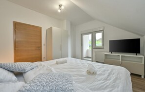 4 Schlafzimmer, Bügeleisen/Bügelbrett, Reisekinderbett, kostenloses WLAN
