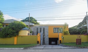 Extérieur