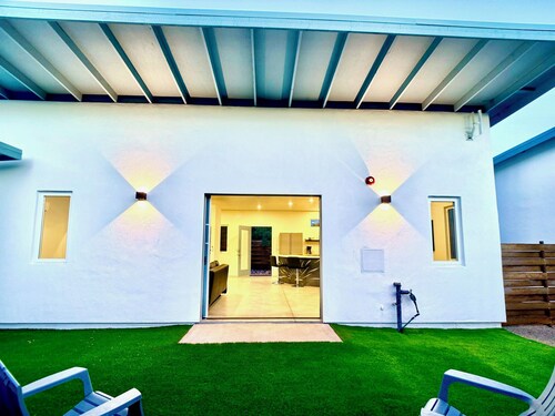 Modern Studio Home SolMod # 1
