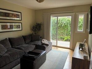 Eldstad, datorskärmar och printers