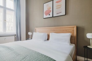 2 makuuhuonetta, silitysrauta/-lauta, Wi-Fi, vuodevaatteet