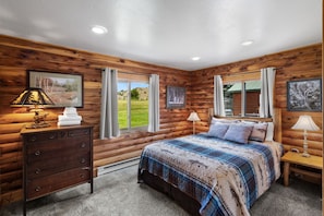 2 habitaciones, tabla de planchar con plancha y cuna de viaje 