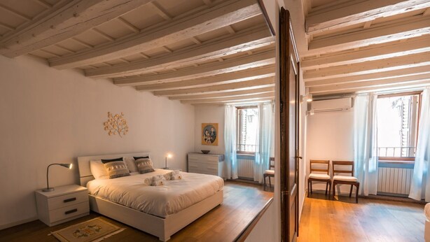 Unclassified image, 1 of 38, button - Casa Rosanna - in the heart of Verona (Verona)