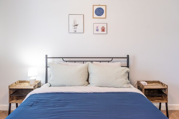 3 bedrooms, WiFi, bed sheets, wheelchair access