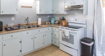 Coastal Hubert 3b Home-Covered Patio, Pet-friendly!