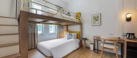 Minibar, bureau, Wi-Fi gratuit, draps fournis