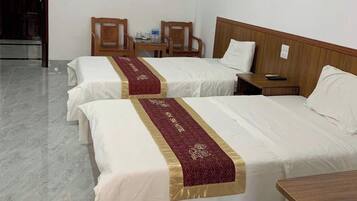 Standard Twin Room, City View | Iron/ironing board, free WiFi