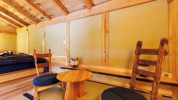 1 bedroom, desk, free WiFi, bed sheets