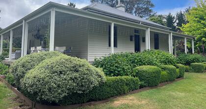 Luxury farm stay just 12 minutes from Braidwood