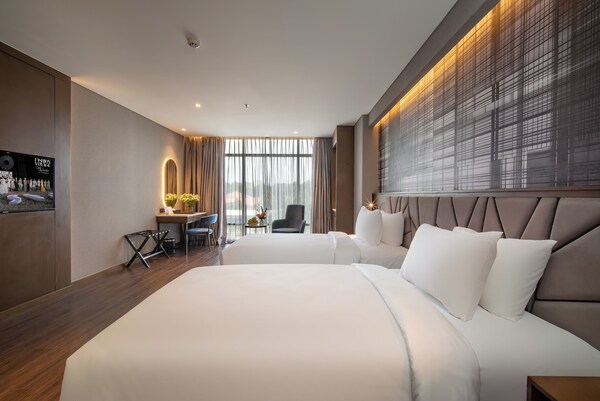 Nhat Ha Lavish Hotel - Ho Chi Minh-staden