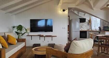 L'écrin jaune: Apartment with 180° sea view!