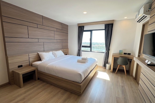 Standard Single Room | Desk, free WiFi, bed sheets