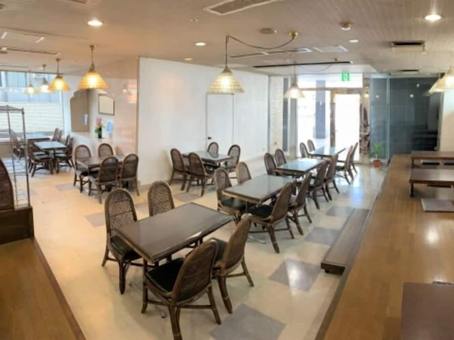 Daily buffet breakfast (JPY 1000 per person)