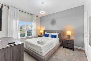 4 多间卧室、熨斗/熨衣板、旅行婴儿床、免费 WiFi