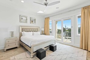 8 quartos, ferros/tábuas de passar roupa, Wi-Fi de cortesia