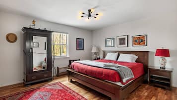 3 bedrooms, WiFi, bed sheets