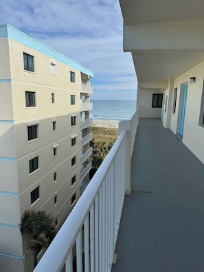 Property grounds - Southern Ocean View! Sandcastles 613 (Cocoa Beach)