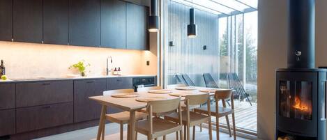 تناول الطعام