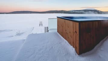 Bain à remous extérieur