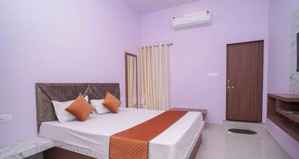 Hotel Pushpa Inn