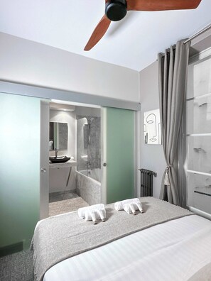 1 bedroom, desk, iron/ironing board, travel cot