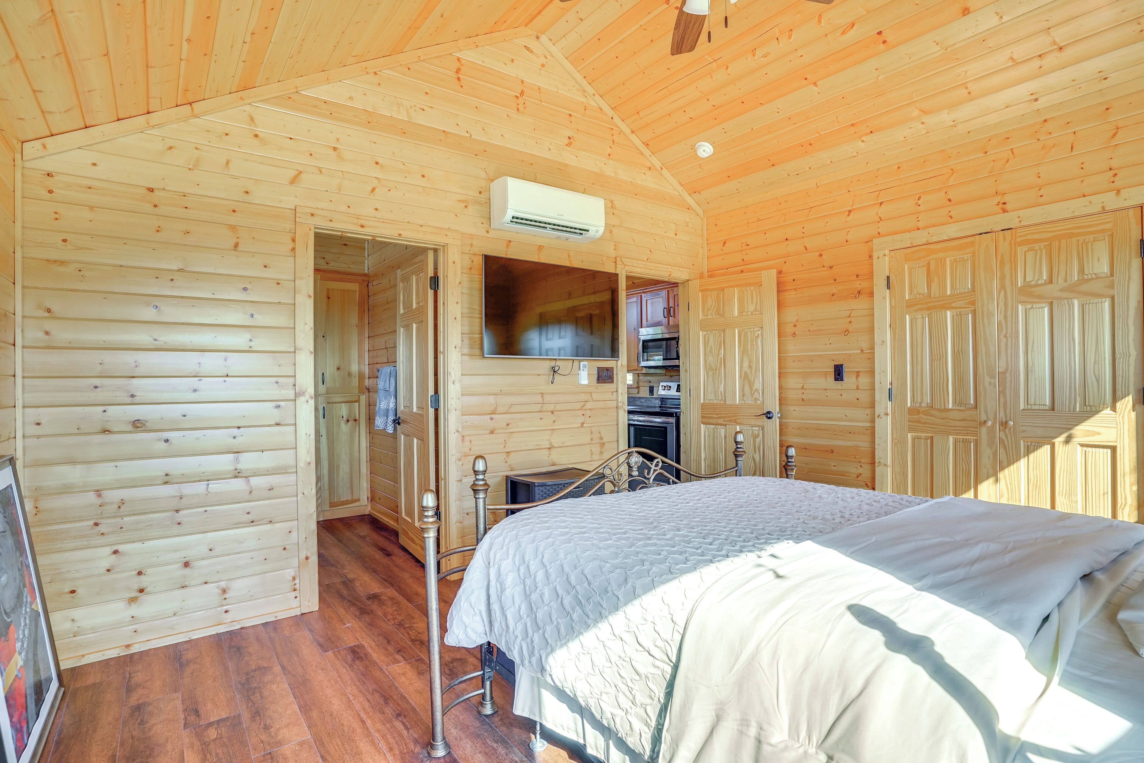 2 chambres, bureau, accès Internet, draps fournis