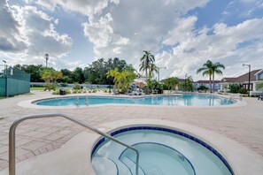 Pool - Gateway to Theme Parks! Davenport Studio w/ Pool (Davenport)